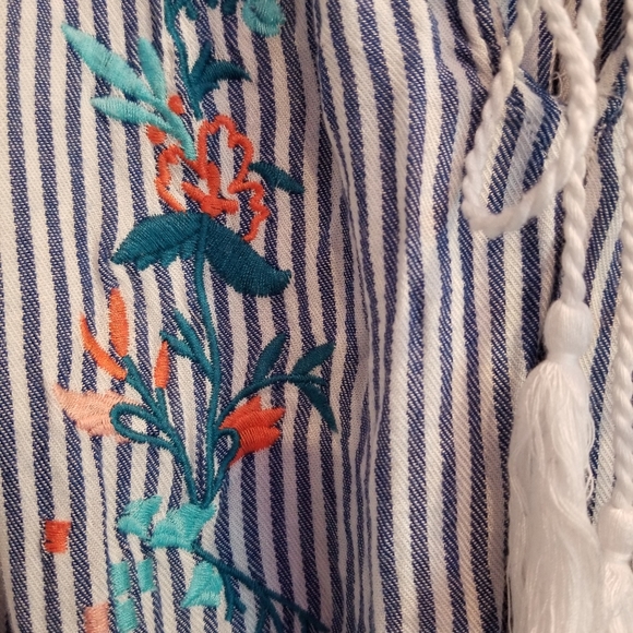 Love Fire brand Romper - Picture 4 of 6